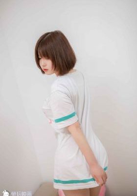 六十路在线播放_JVID性感写真