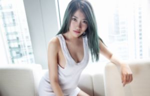 小风暴之时间的玫瑰_1080P免费播放
