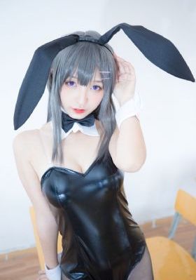 17在线视频观看免费高清_720手机在线观看