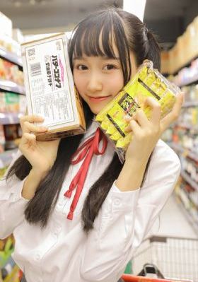 国产户外暴露边刺激露出_DVD免费观看视频